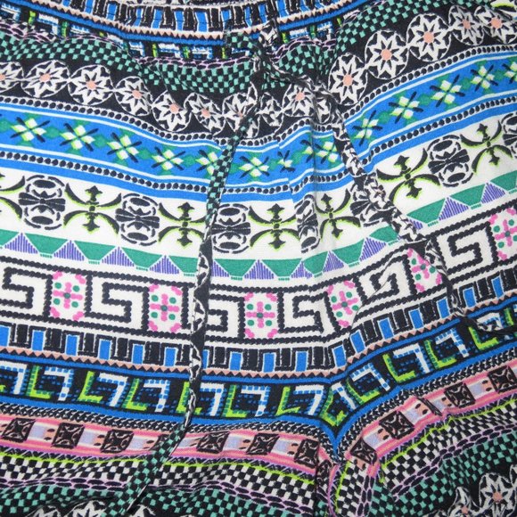 Colorful Aztec Shorts with Pockets - Picture 3 of 10